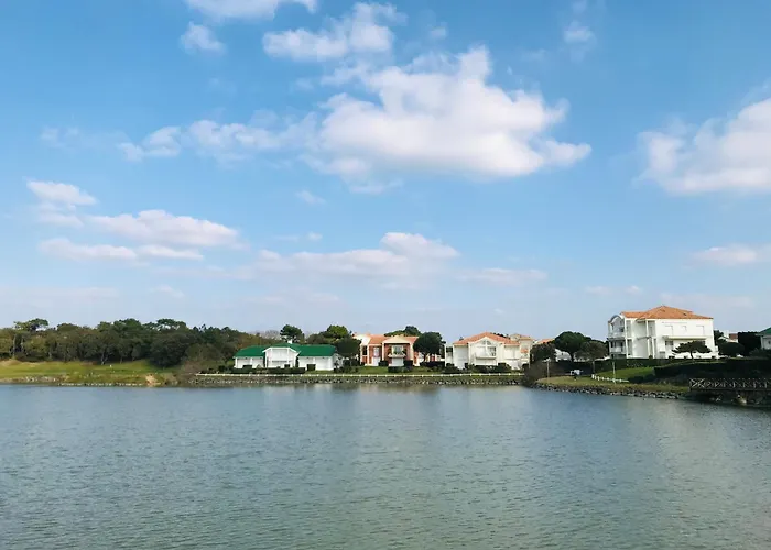 Maison D'architecte De La Paree 빌라