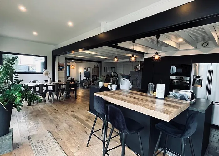 빌라 Maison D'architecte De La Paree